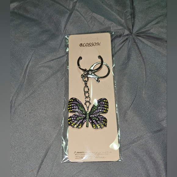 Elegant Butterfly Keychain BNIB - Picture 4 of 5